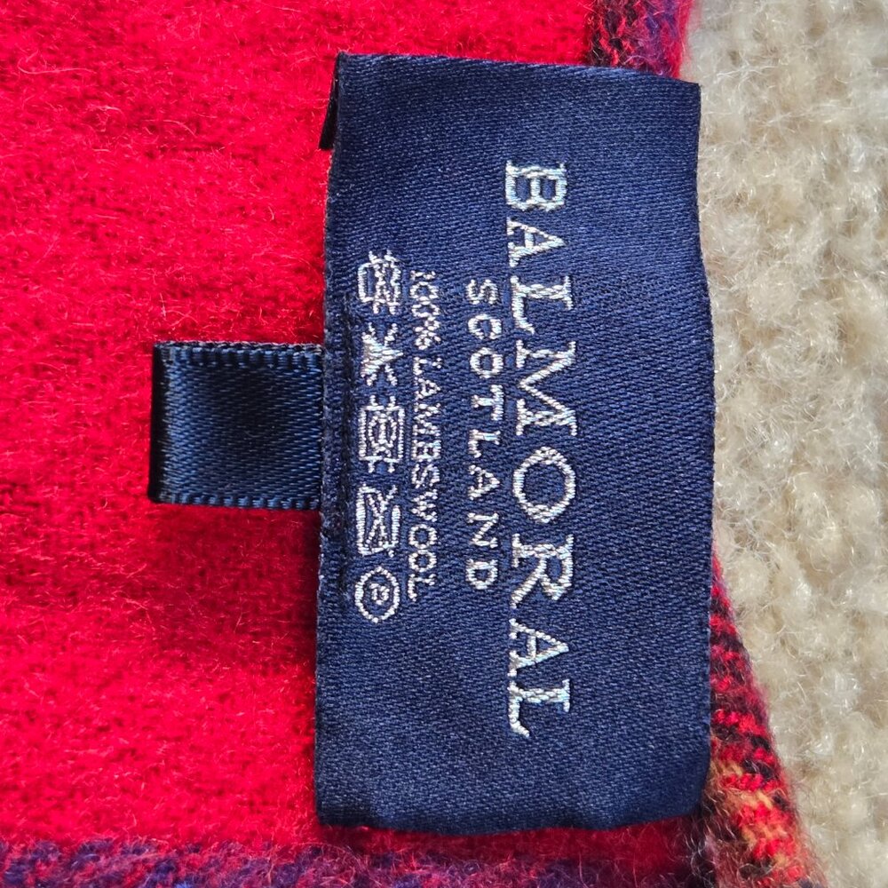 100% Lambswool Tartan Wrap Red Plaid Balmoral Scotland - Picture 5 of 10